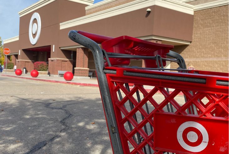 Target shopping cart in front of store where you can spend your Circle college student discount offer